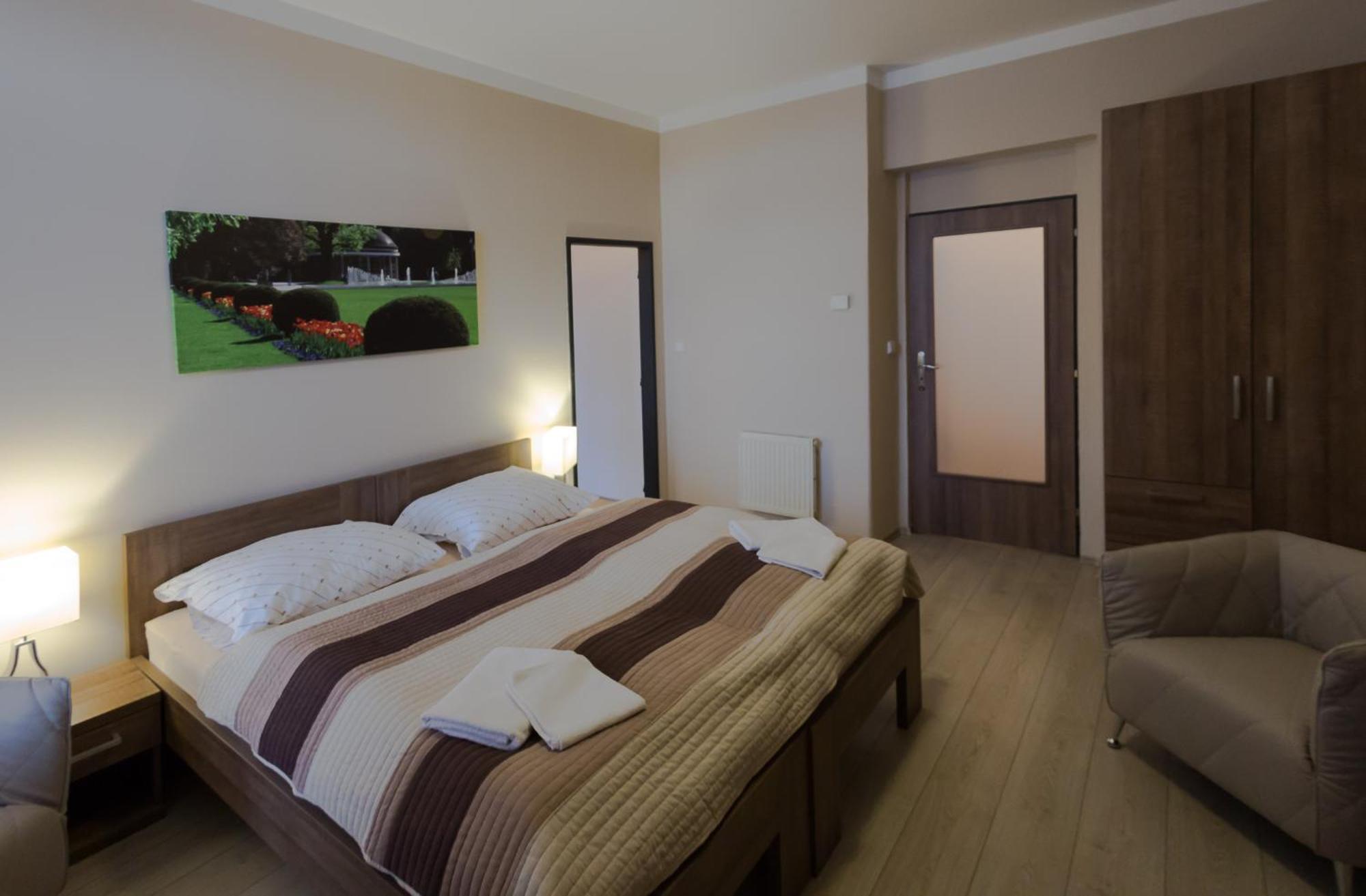 Penzion Apartmany Resident Podebrady Ngoại thất bức ảnh